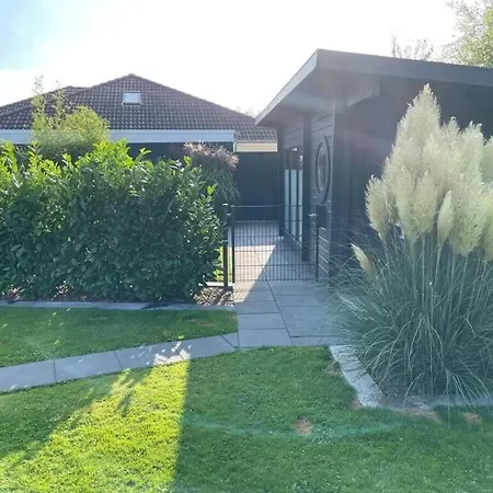 Ferienhaus Bente Modern Retreat *